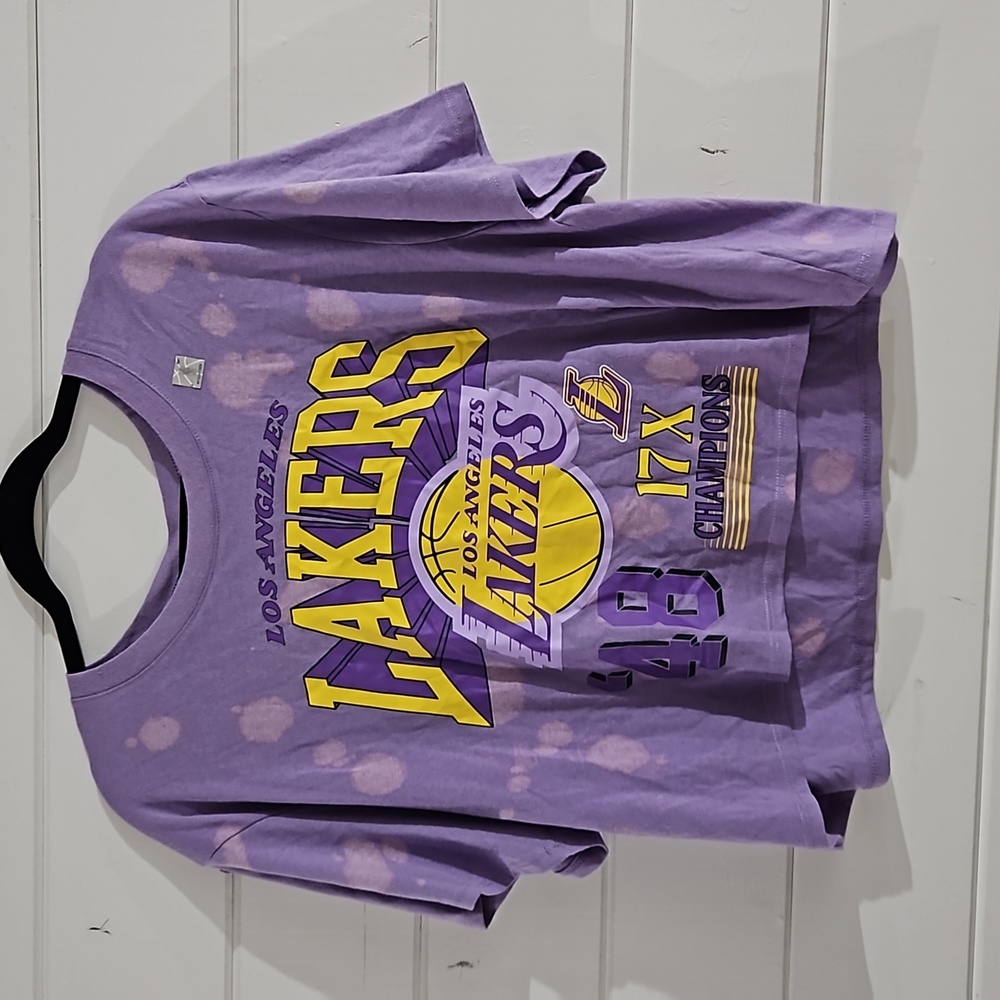New with Tags! LA Lakers Cropped Partially Bleached Shirt. Size XL